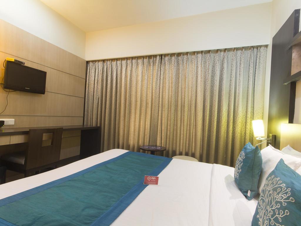 Hotel Monarch Guestline In Midc Rabale, Нави Мумбаи Экстерьер фото