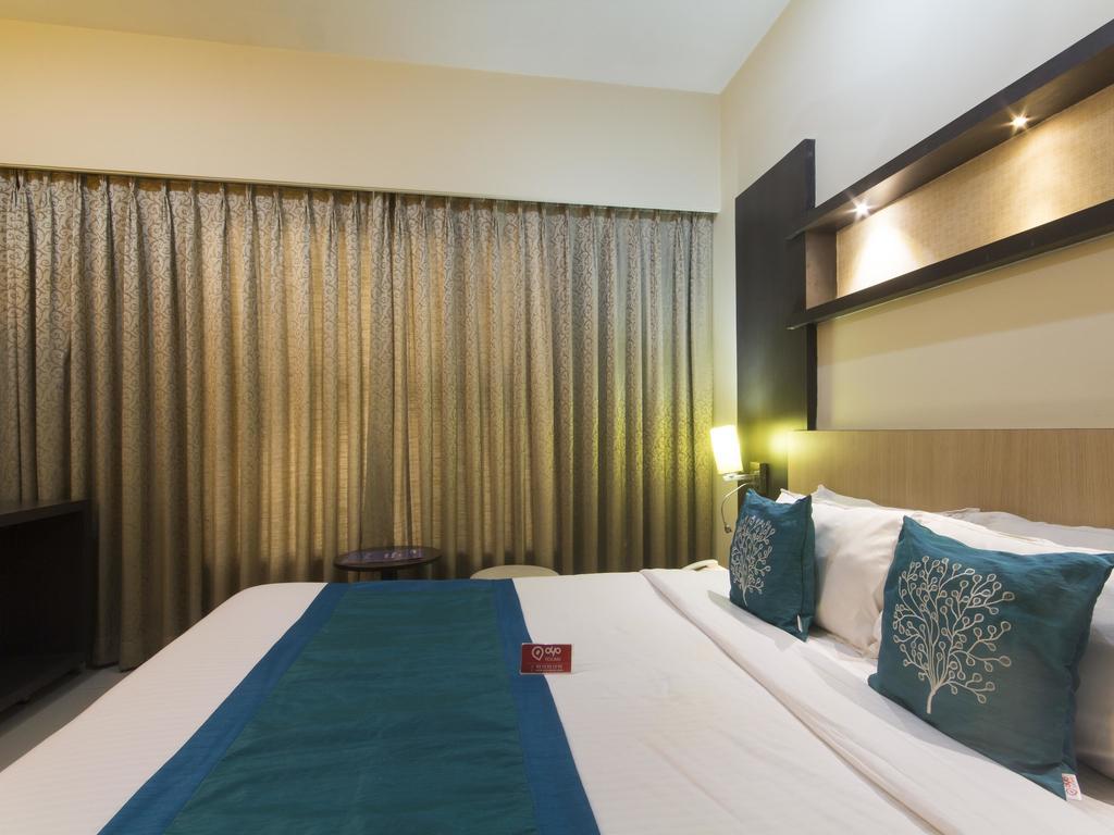Hotel Monarch Guestline In Midc Rabale, Нави Мумбаи Экстерьер фото